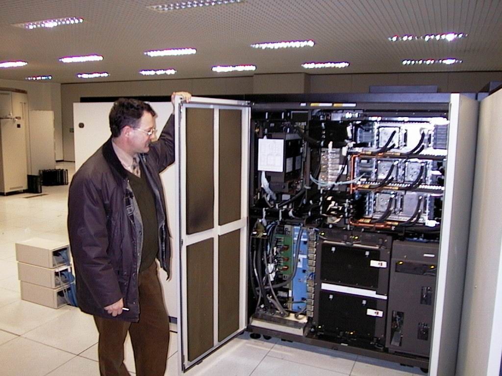 Host old 04